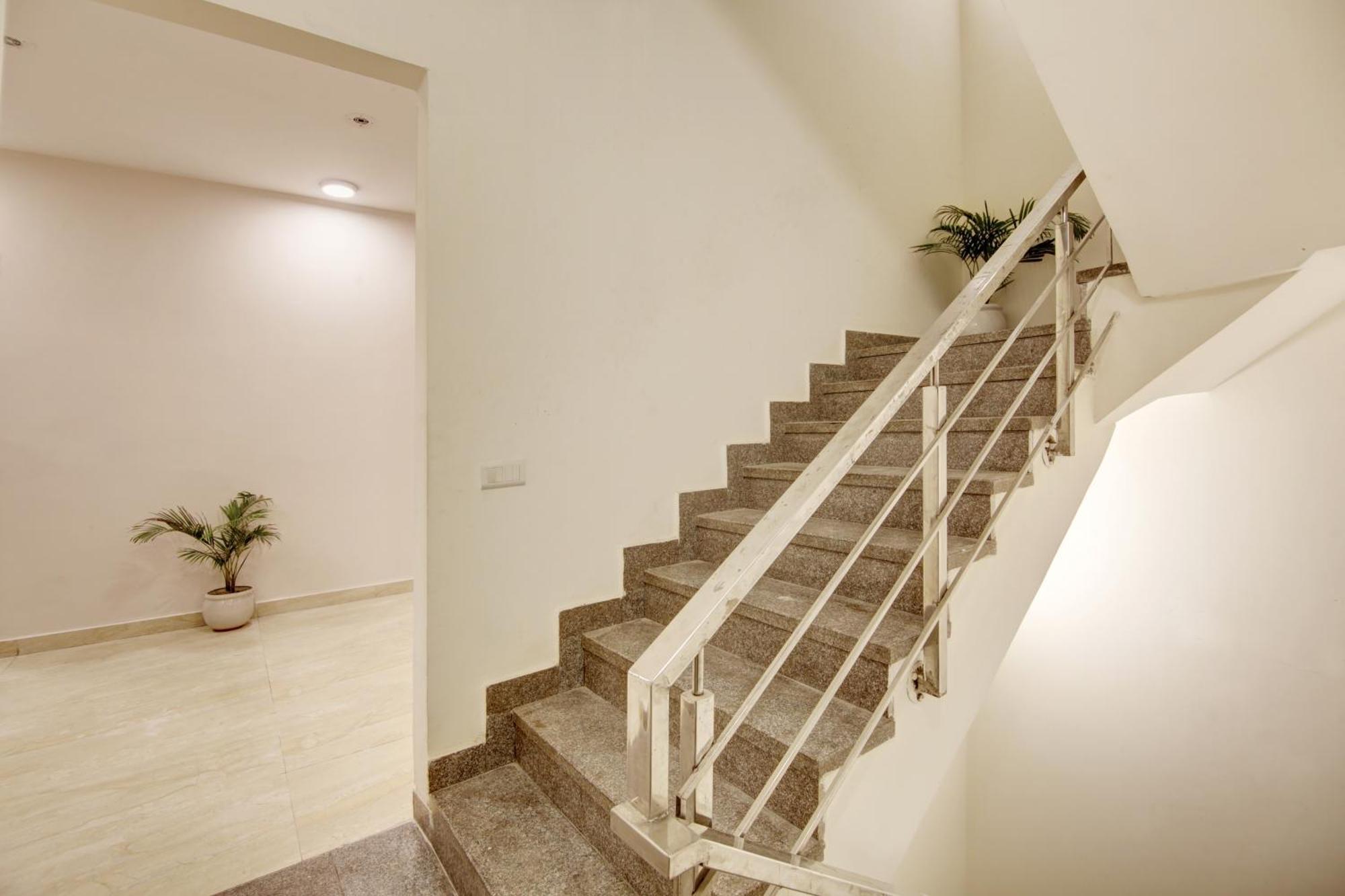 Limewood Stay - Fortis Hospital Gurgáon Exteriér fotografie