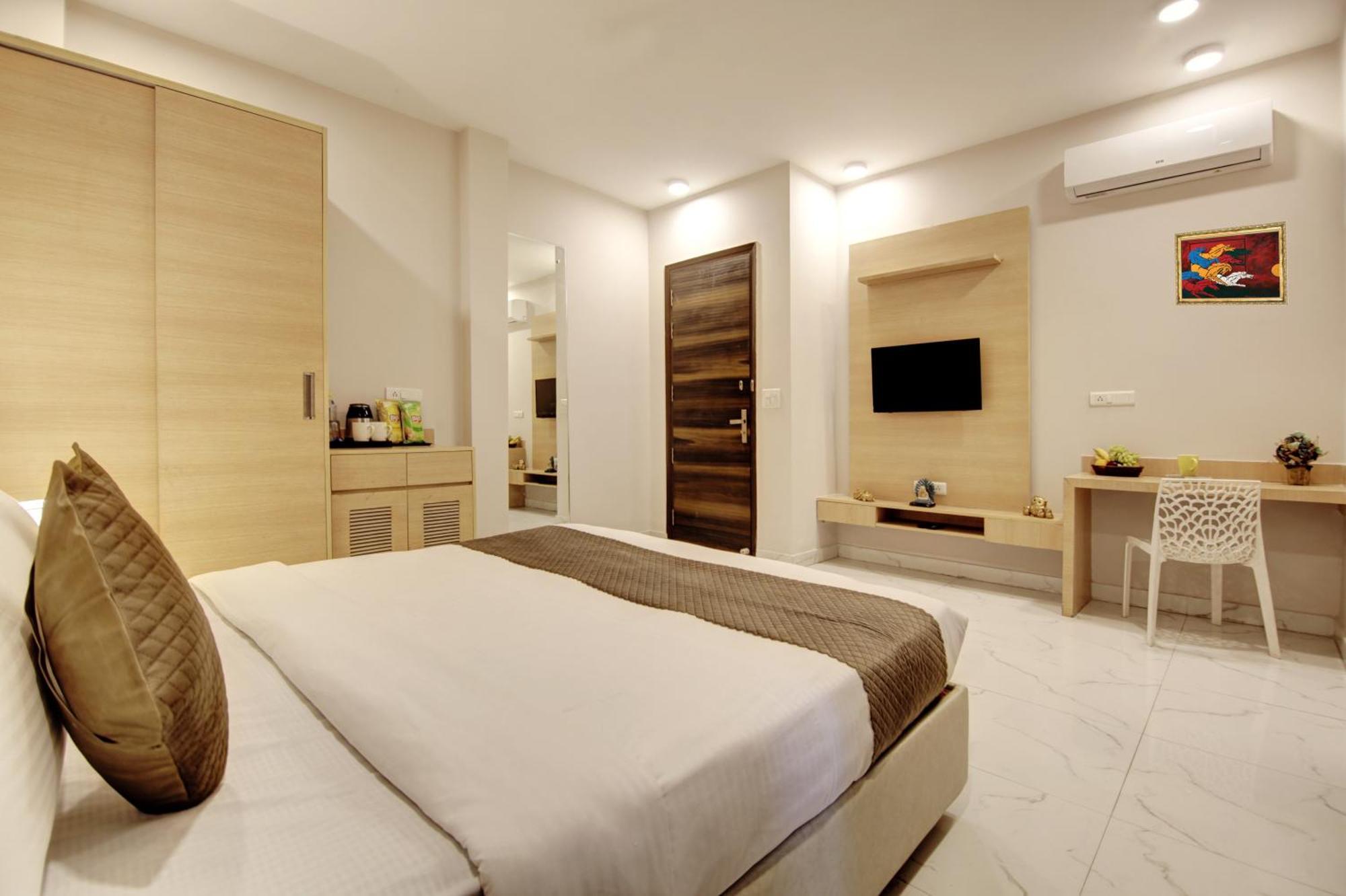 Limewood Stay - Fortis Hospital Gurgáon Exteriér fotografie