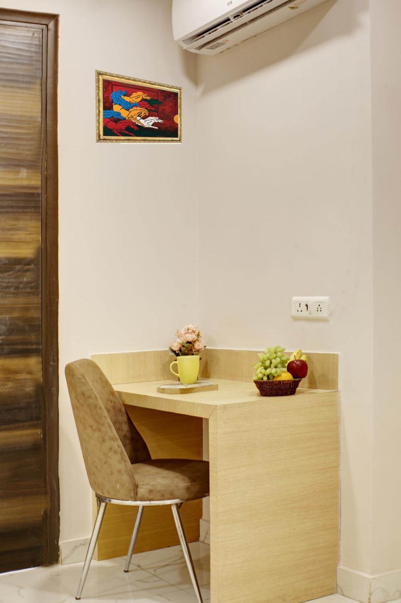 Limewood Stay - Fortis Hospital Gurgáon Exteriér fotografie